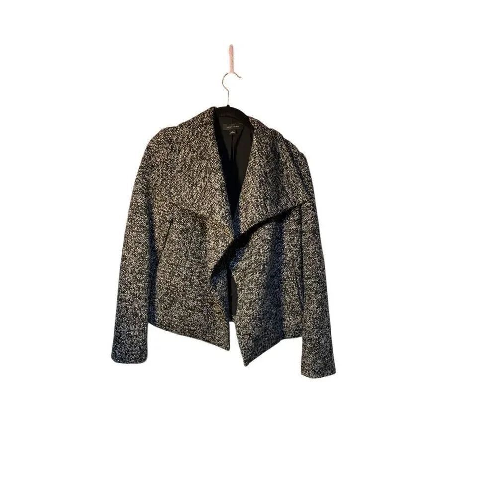 Ann Taylor women’s open front black and white tweed jacket size small